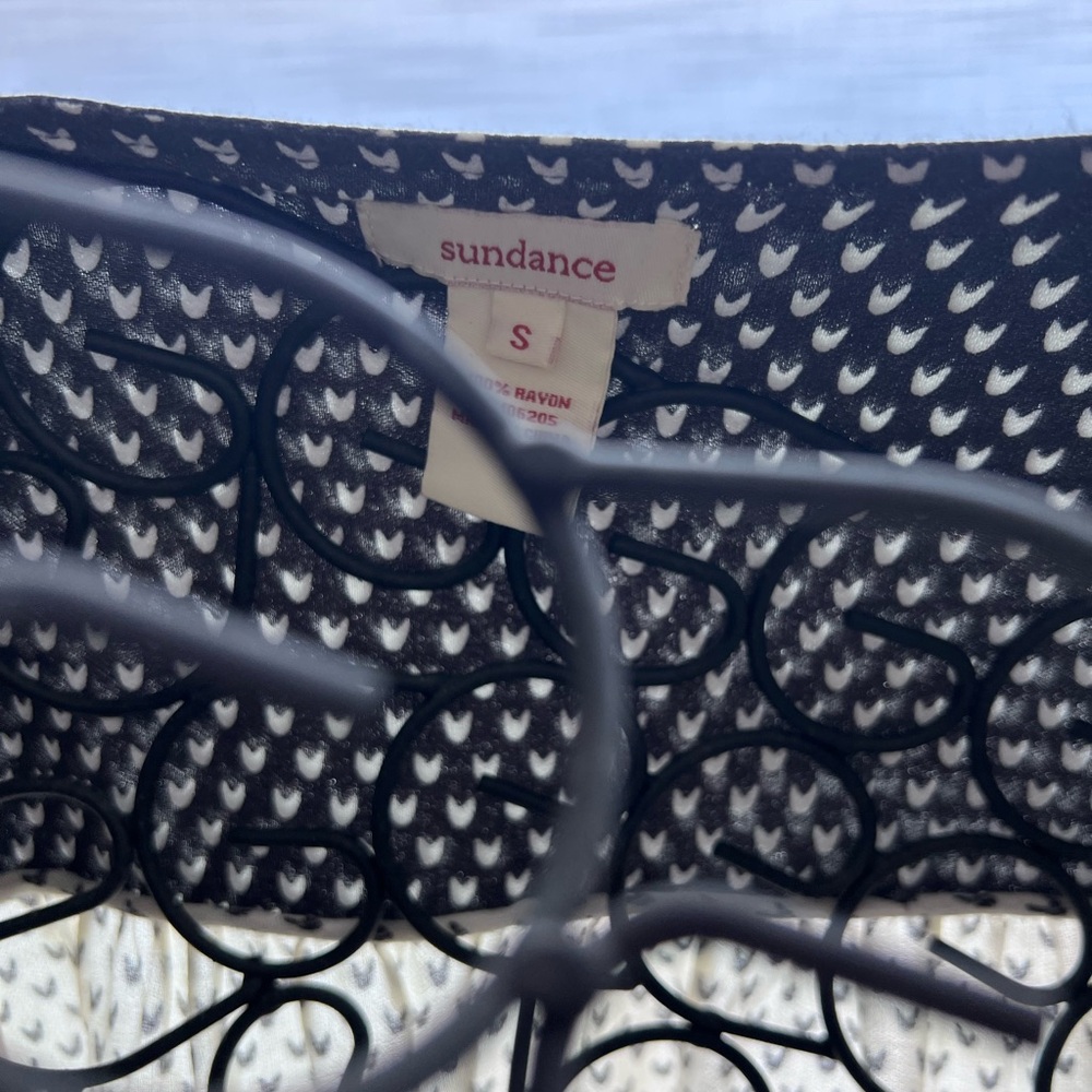 Sundance Black and Cream Patterned Blouse - Picture 4 of 4